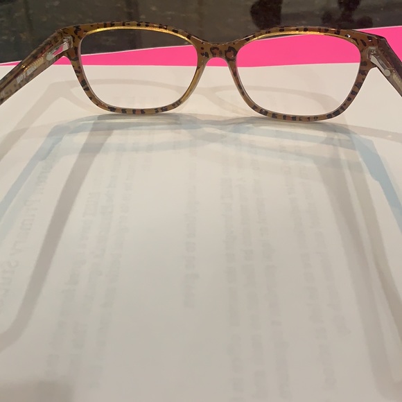 Dark brown eyeglass frame with cheeta print - Picture 3 of 5